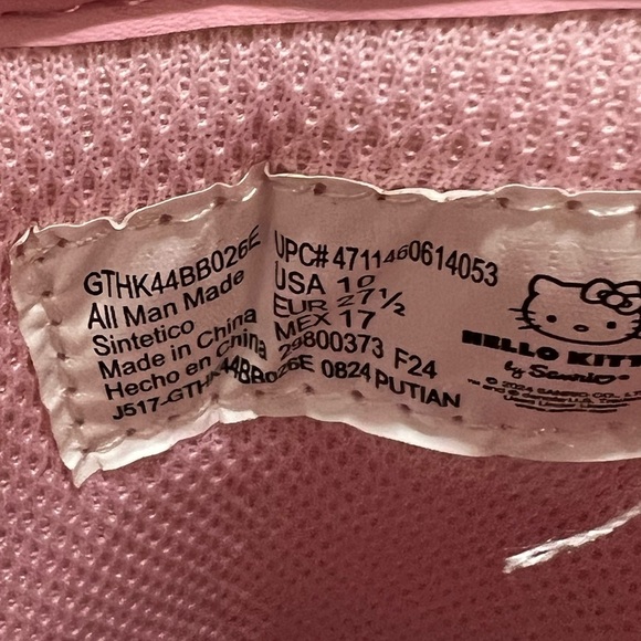 Hello Kitty Pink and White Bag Interior - Picture 12 of 12